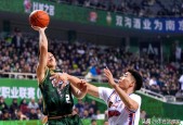 广东宏远训练开放日，清晨强势反弹引欢呼，葡超在即，更衣室氛围转暖的简单介绍-英雄联盟投注