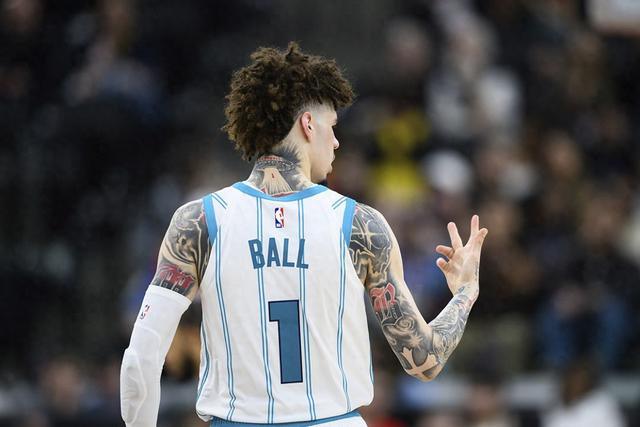 夏洛特黄蜂冲刺阶段强势反弹，志在欧篮联名次提升，赛场秩序良好，资深球员宣示担当的简单介绍